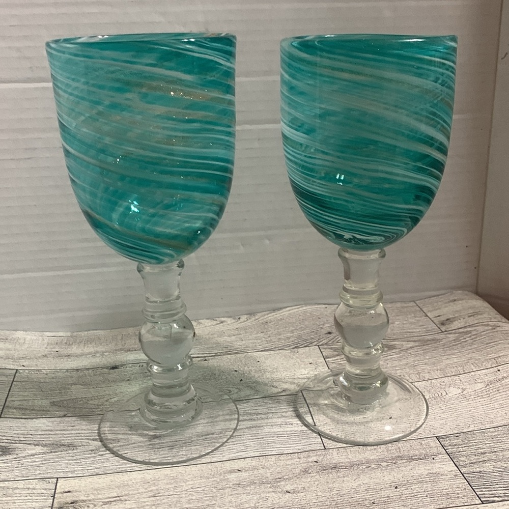Vintage Aqua White w/ gold swirl blown 8.5 in wine glasses .. heavy weight.. - Picture 2 of 8
